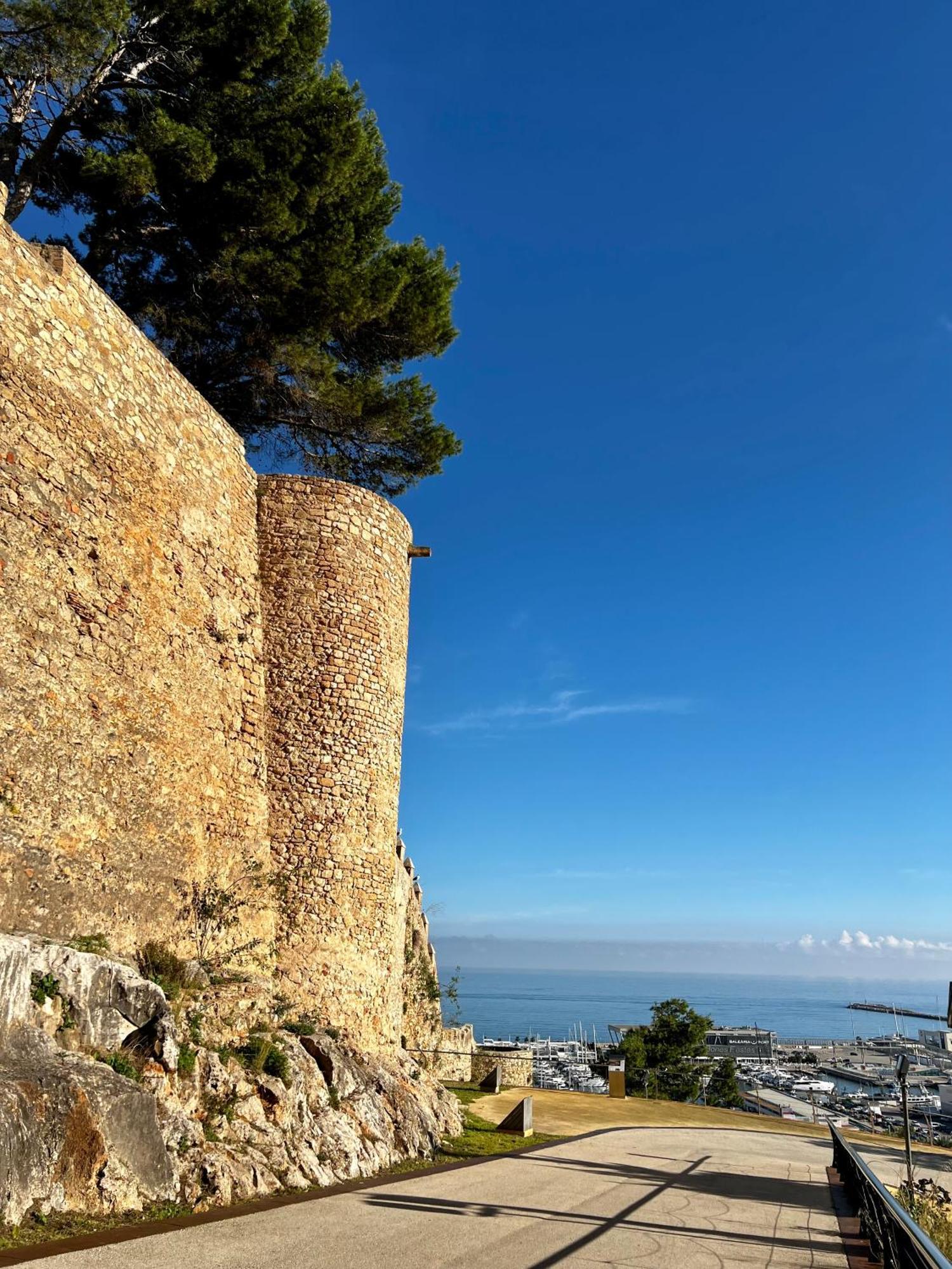 House With Swimming Pool And Amazing Sea And Mountain Views In Montgo, Denia Villa Bagian luar foto